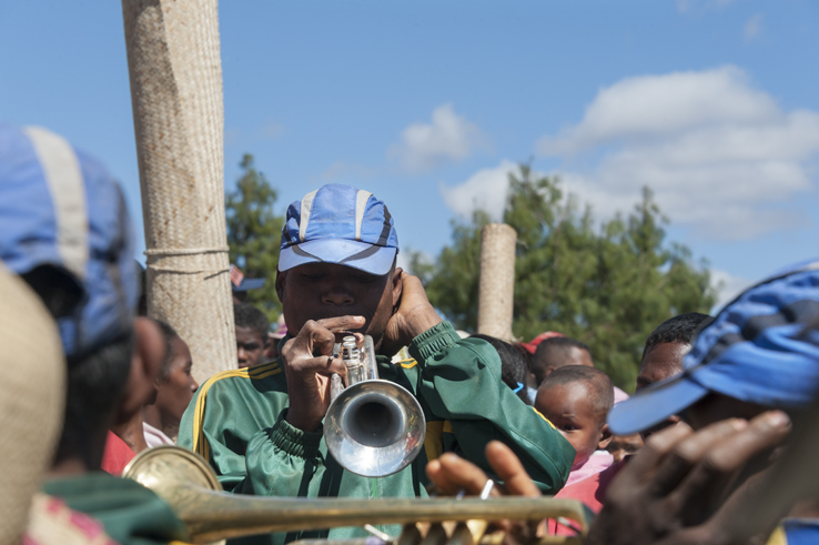 Madagascar-Famadihana-Trumpet